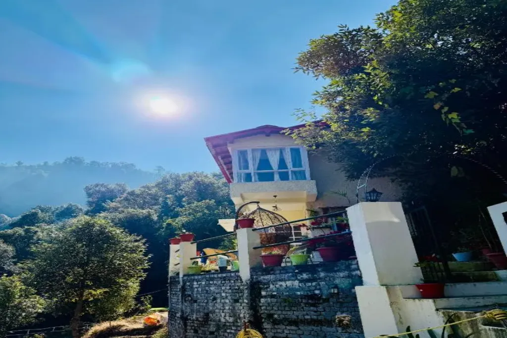 Budget-Friendly Luxury Villa in Ramgarh – Why Vanyara by Saanjh Stays Makes More Sense Than Expensive Resorts
