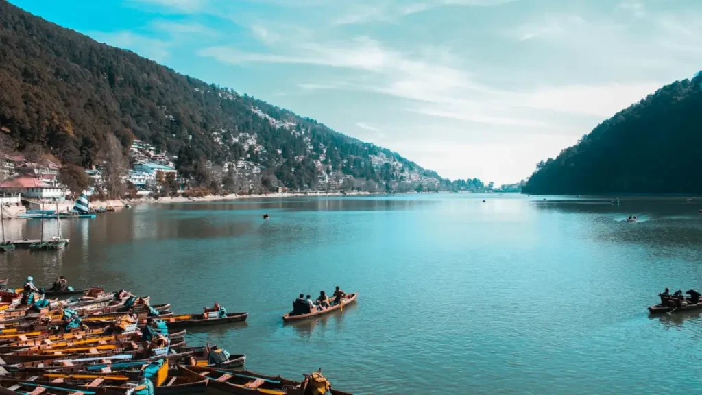 Places to combine with Kainchi Dham