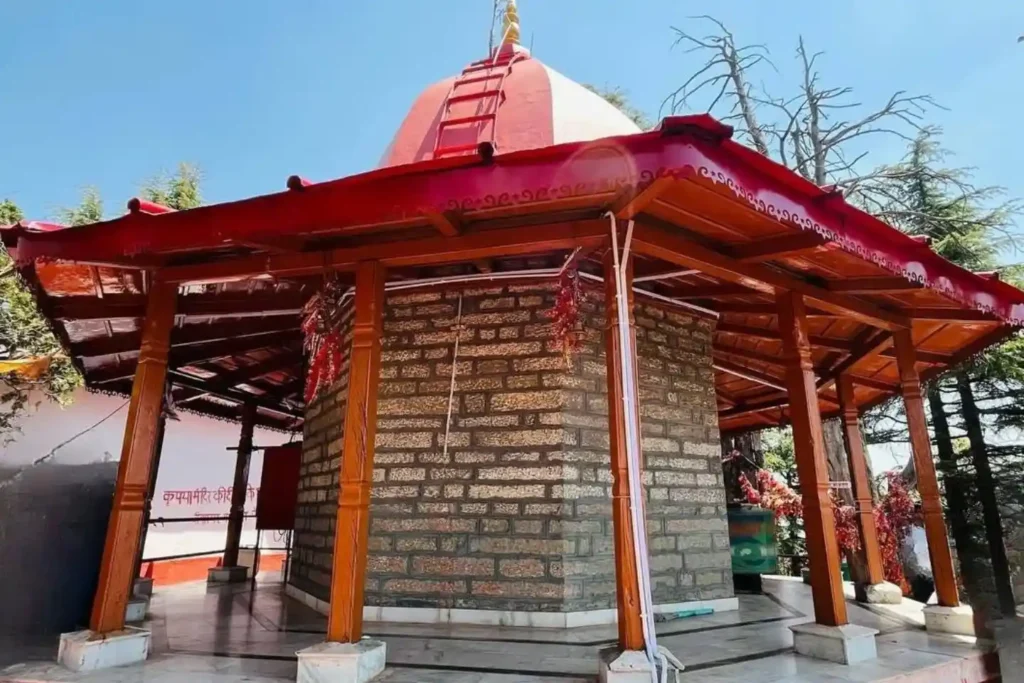 Staying close to the temple